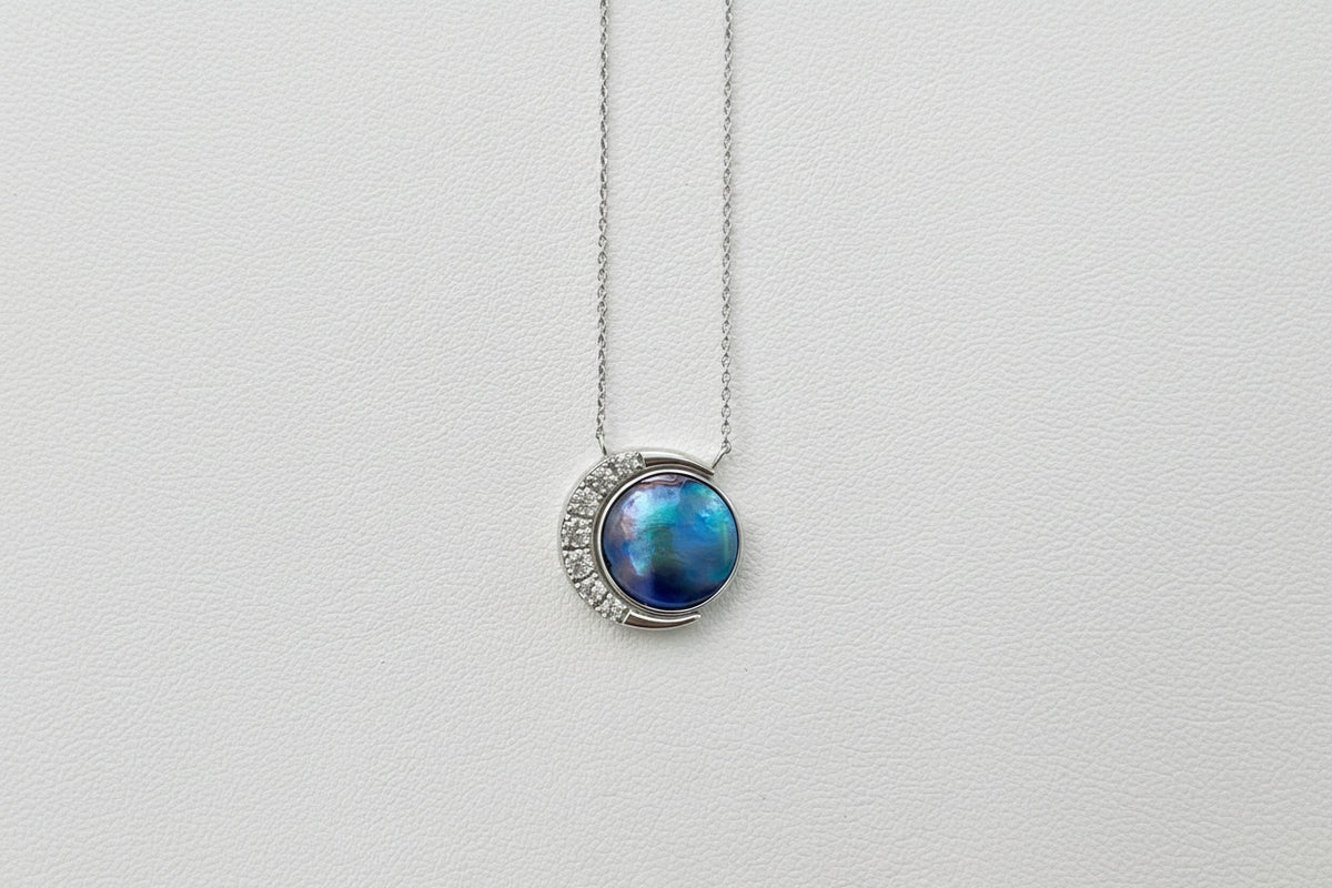 Abalone Pearl 12mm Pendant "Moon"