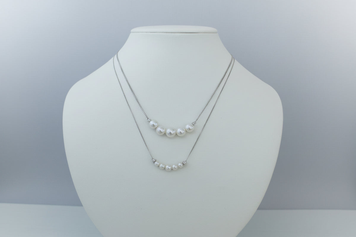 Akoya Natural "Aurora Hanadama" 18K White Gold 5-Pearl Smile Necklace
