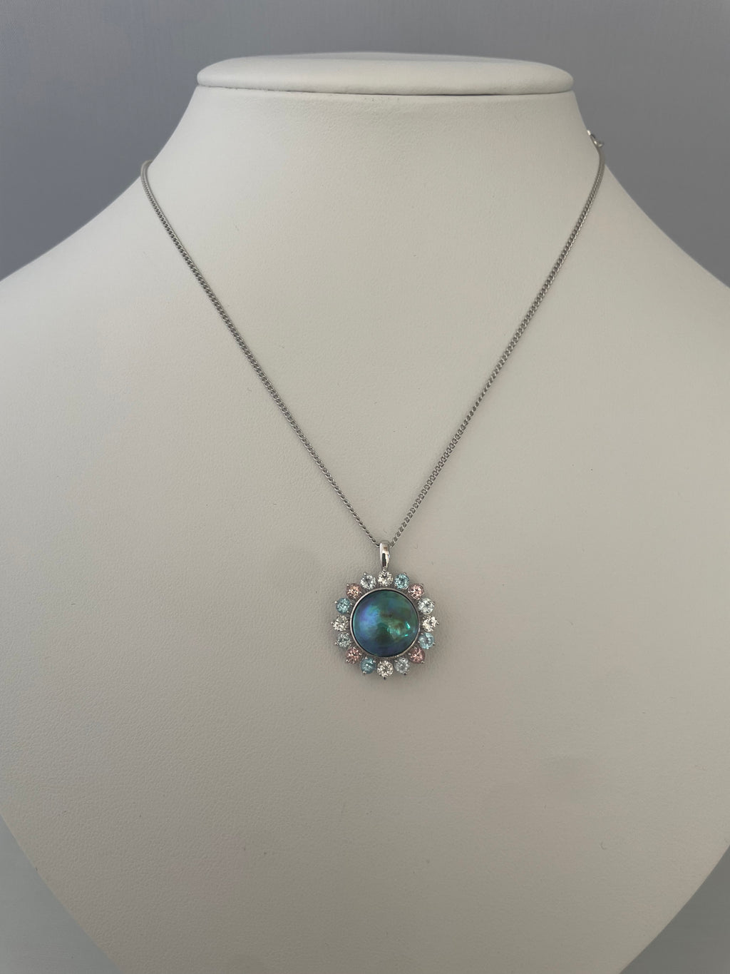 Abalone Pearl 12mm with Color Stone Surround B (Pink Tourmaline, Blue Topaz, Sky Blue Topaz, Citrine White)