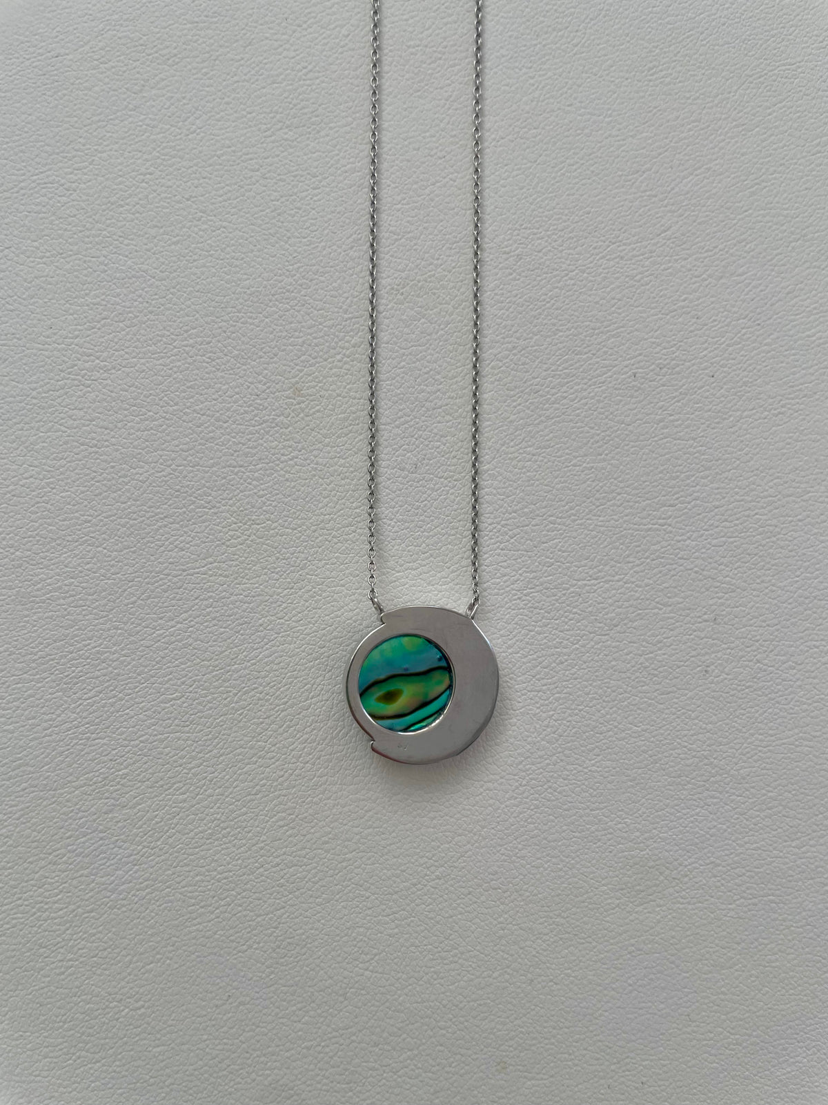 アバロンパール ペンダント「ムーン」12mm BG Unique Grade（U）｜ジルコニア・シルバー・個体No.10・チェーン付き